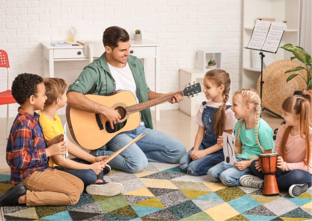 Nos activités musicales et ateliers artistiques pour les écoles maternelles et primaires